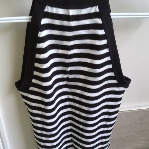 Zara Striped Ribbed Tank Top – Size M - Picture 2 of 3
